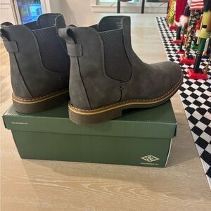 Men’s Dark Gray Leather Boots